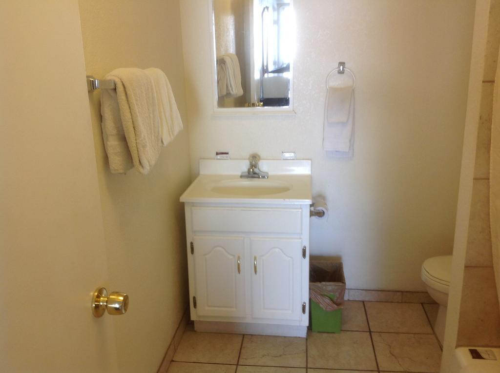 Redwood Motel Chandler Δωμάτιο φωτογραφία
